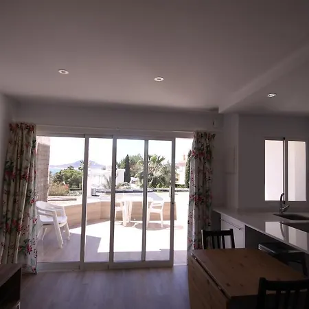 Malibu 8